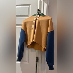 Cropped Colorblock Hoodie